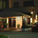 Forum Palace 4*