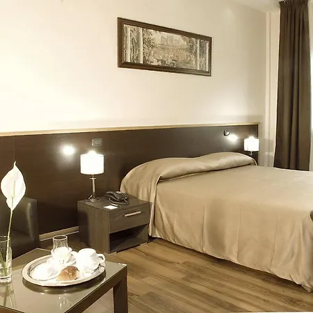 Forum Palace 4*