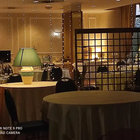Forum Palace 4*