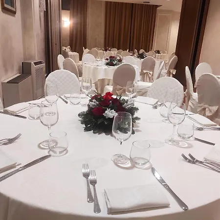 Forum Palace 4*
