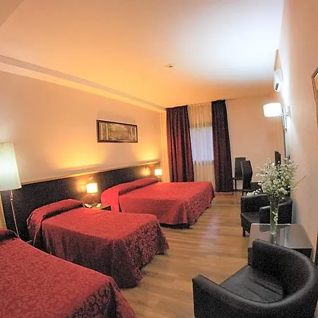 Forum Palace 4*