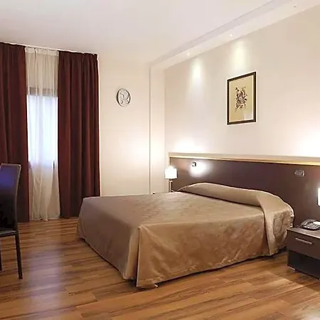 Forum Palace Hotel
