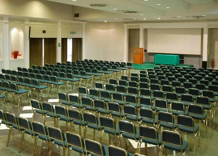 Forum Palace 酒店 4*